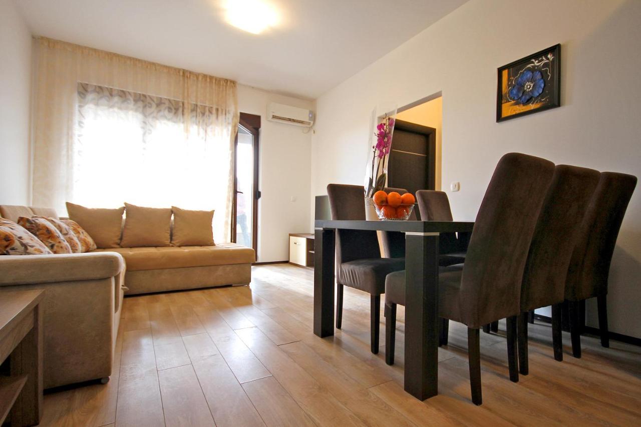 219 Daire Budva